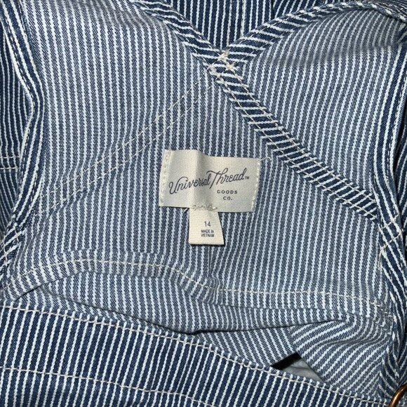 Universal Thread Railroad Stripe Shortalls Size 14 - Picture 4 of 4
